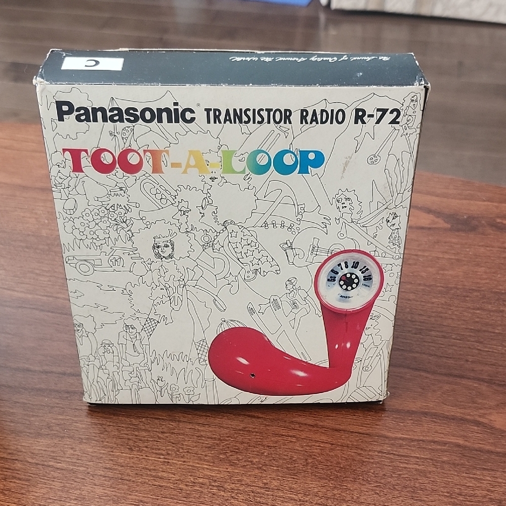 Vintage Panasonic Yellow Toot-a-Loop Radio R-72